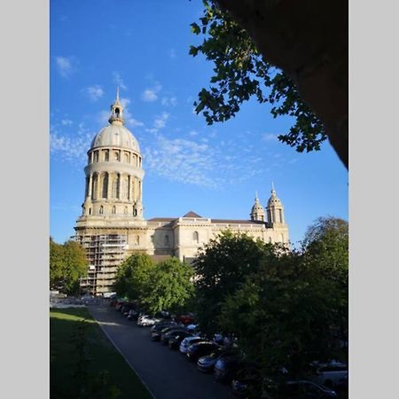 Appartement Au Coeur Des Remparts Boulogne-sur-Mer Esterno foto