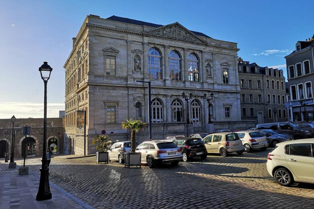 Appartement Au Coeur Des Remparts Boulogne-sur-Mer Esterno foto