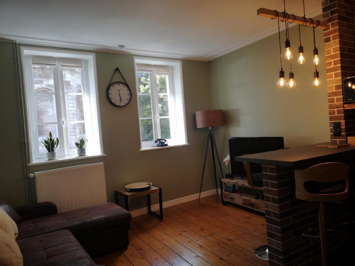 Appartement Au Coeur Des Remparts Boulogne-sur-Mer Esterno foto
