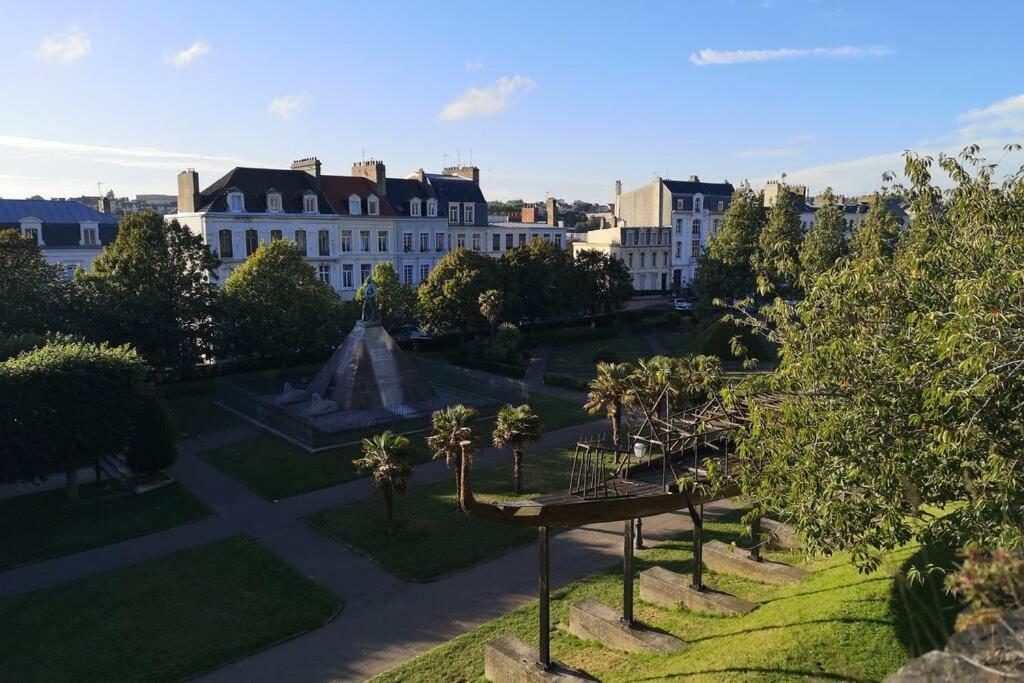 Appartement Au Coeur Des Remparts Boulogne-sur-Mer Esterno foto